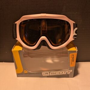 NEW POWDER PINK JR Tracker Winter Sports Goggles No Fog